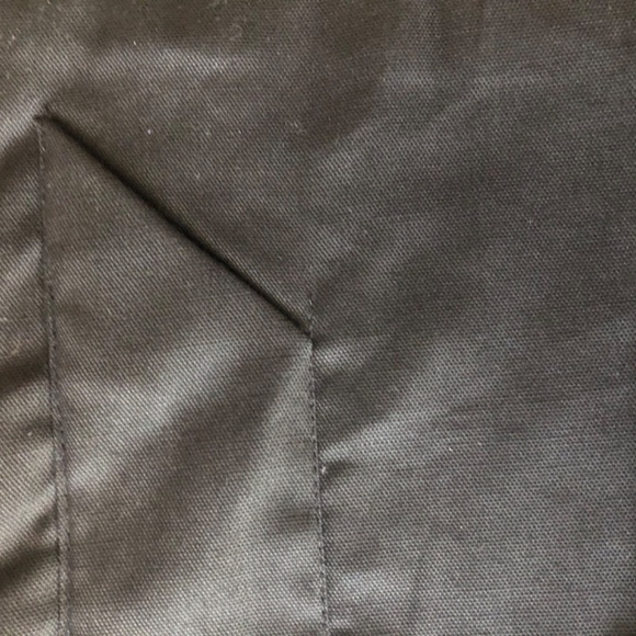 RED TOWER TAPESTRY, FULLY LINED, 56” long, 38” wide - Picture 4 of 6